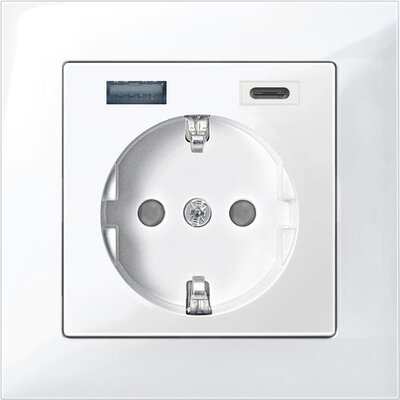 M-Pure SCHUKO-Steckdose mit USB-Ladegerät A+C, Aktivweiß